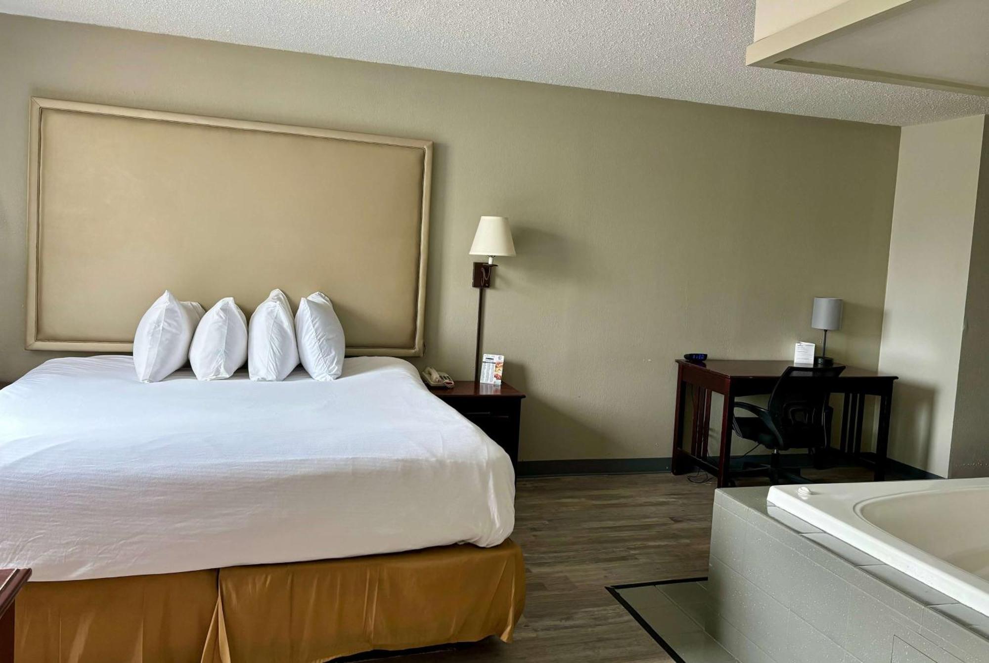 Baymont By Wyndham Hotel 3*